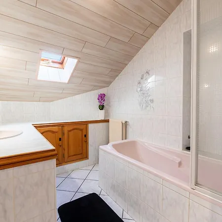 Le Chamoyard Villa *